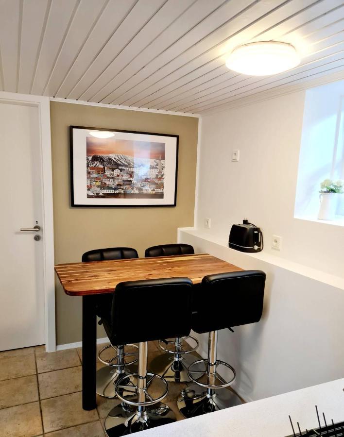 Grettir Guesthouse Рейкьявик Экстерьер фото
